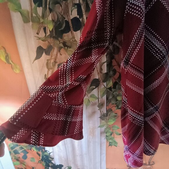 EUC: Charter Club Size Large Red Plaid Boat Neck Top - Picture 4 of 5